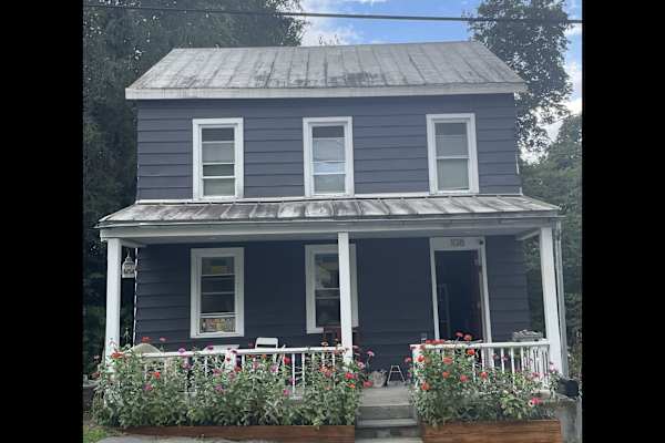 House sit in Kingston, NY, US