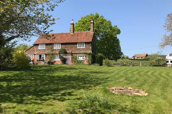 House sit in Kilndown, United Kingdom
