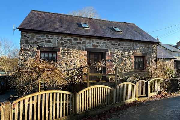 House sit in South Molton, United Kingdom