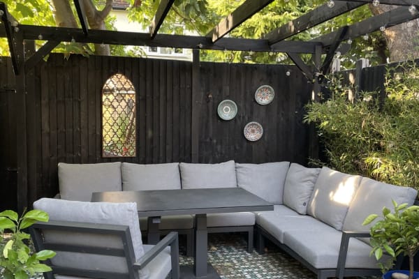 House sit in South Wimbledon, United Kingdom