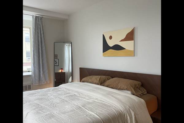 House sit in Brooklyn, NY, US