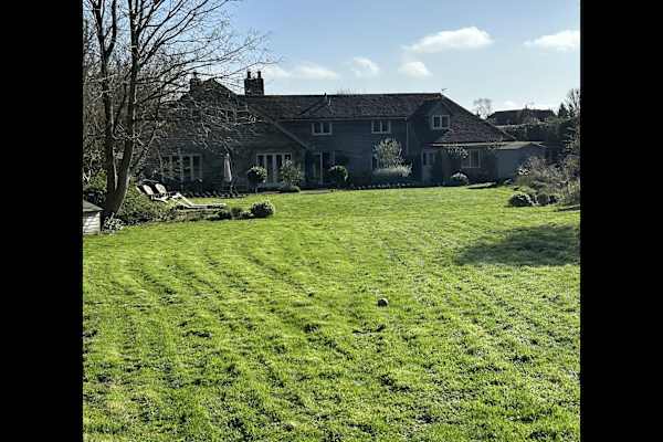 House sit in Pulborough, United Kingdom