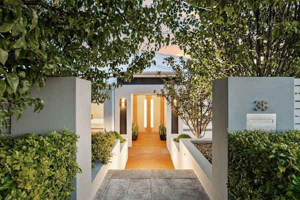 House sit in Perth, WA, Australia