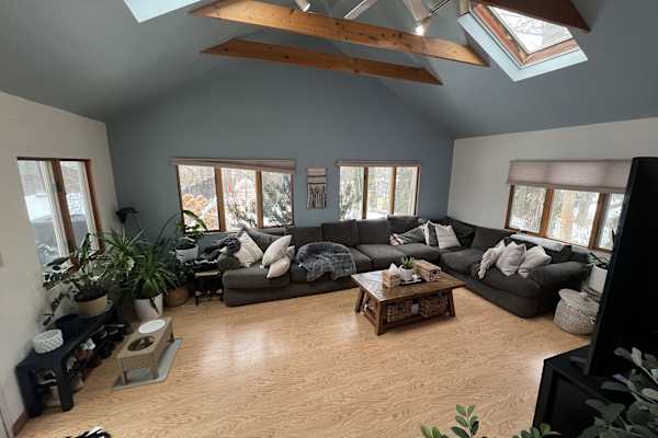 House sit in Huntington Station, NY, US