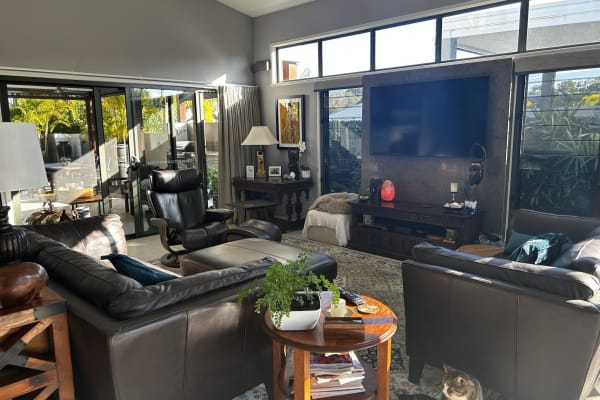 House sit in Caloundra, QLD, Australia