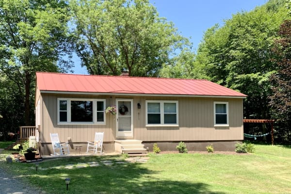 House sit in White River Junction, VT, US