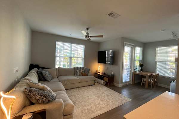 House sit in Orlando, FL, US