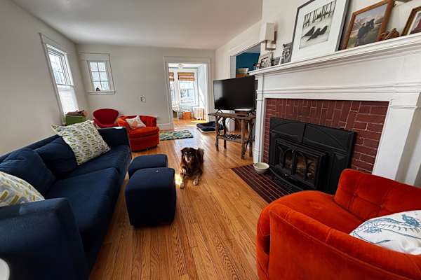 House sit in South Portland, ME, US