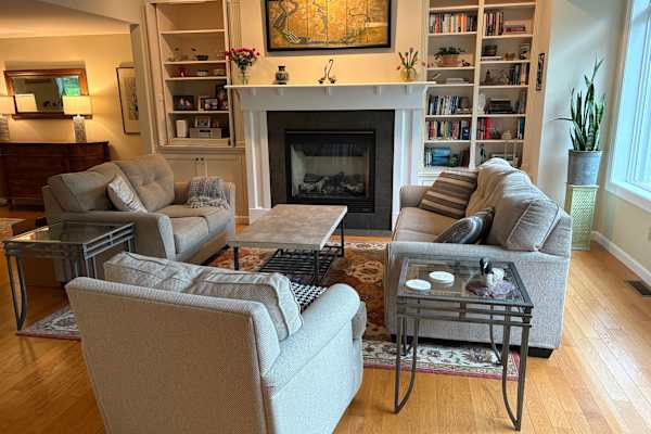 House sit in South Burlington, VT, US