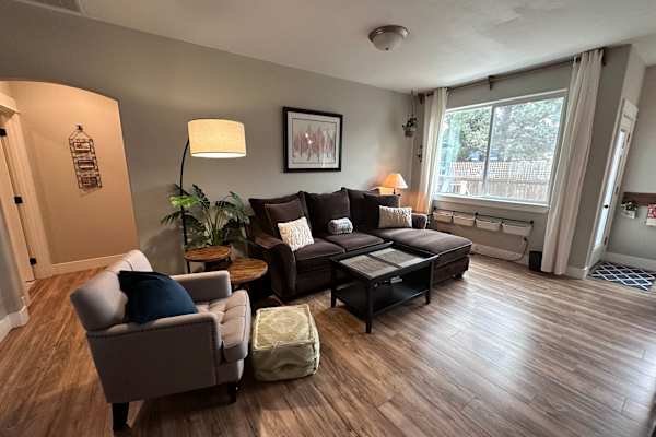 House sit in Bend, OR, US