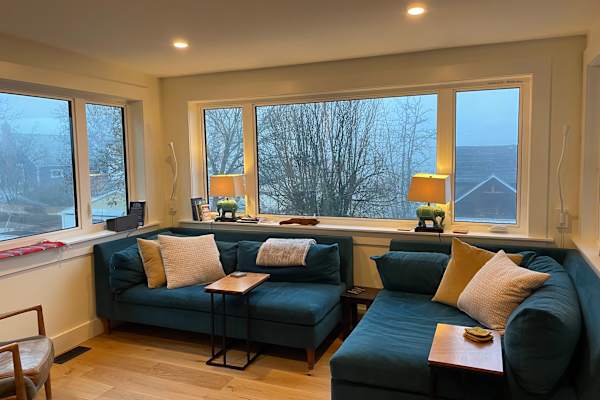 House sit in Nelson, BC, Canada