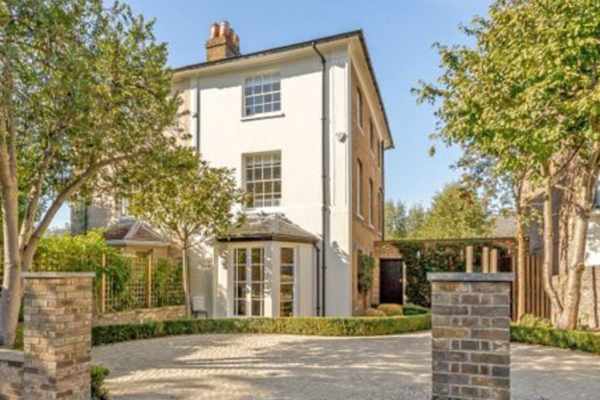 House sit in Windsor, United Kingdom