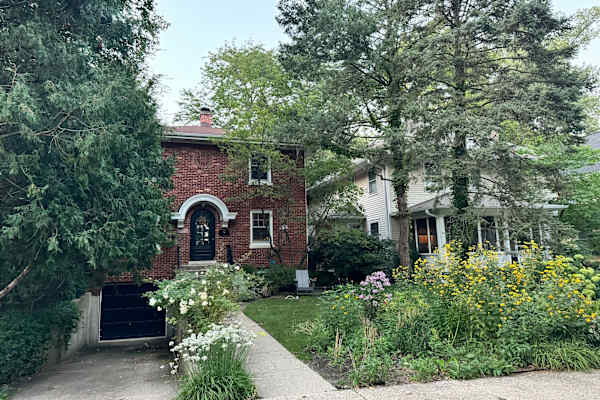 House sit in Evanston, IL, US