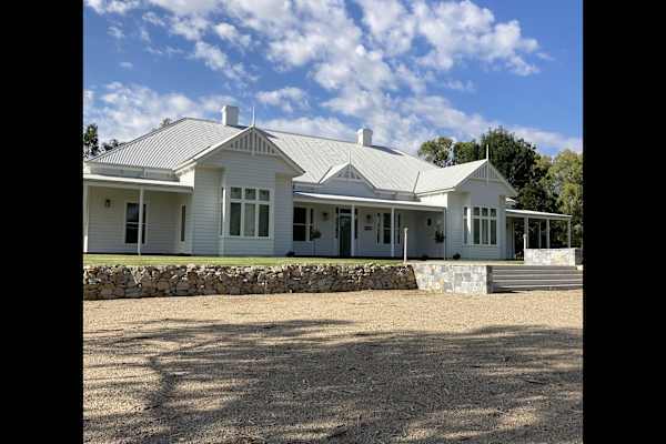 House sit in Rutherglen, VIC, Australia