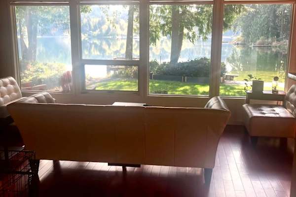 House sit in Bremerton, WA, US