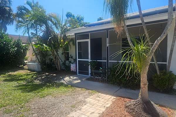 House sit in Sarasota, FL, US