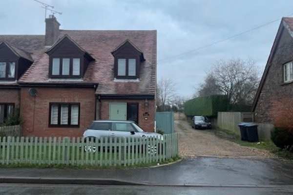 House sit in Long Marston, United Kingdom
