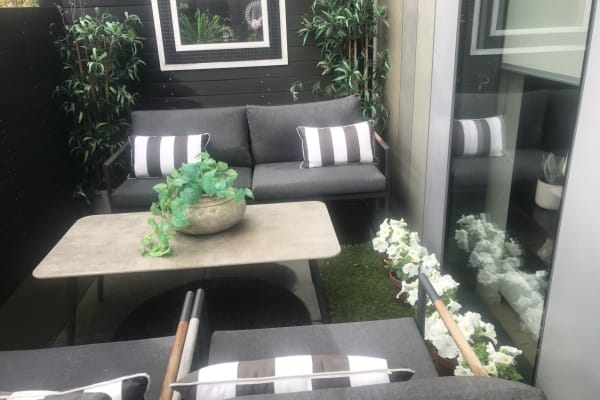 House sit in Melbourne, VIC, Australia
