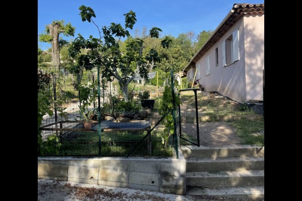 House sit in Les Adrets-de-l'Estérel, France