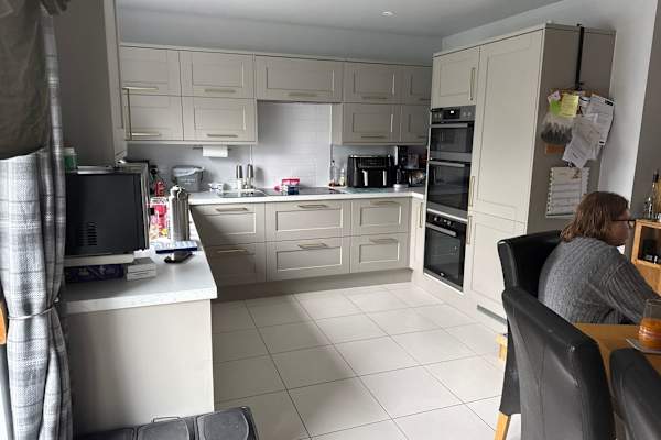 House sit in Kingsbridge, United Kingdom