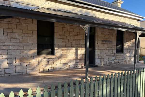 House sit in Quorn, SA, Australia