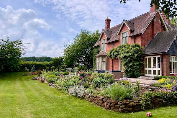 House sit in Shrewsbury, United Kingdom