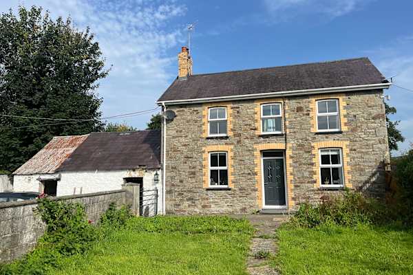 House sit in Llanwenog, United Kingdom
