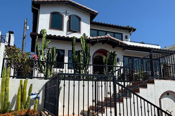 House sit in San Clemente, CA, US