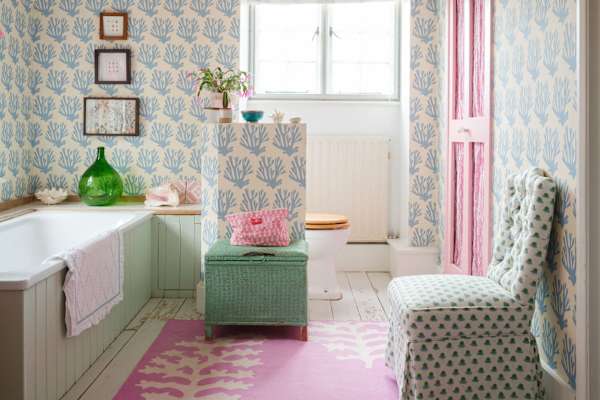 House sit in Forest Row, United Kingdom