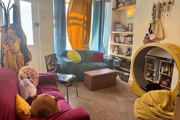 House sit in Coventry, United Kingdom