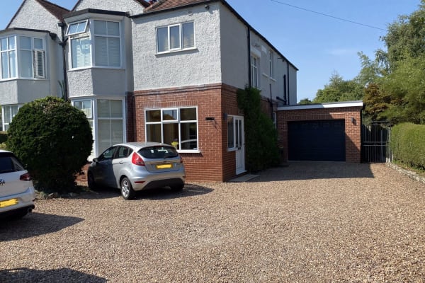 House sit in Boston Spa, United Kingdom