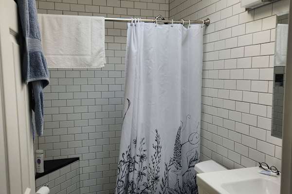 House sit in Vancouver, BC, Canada