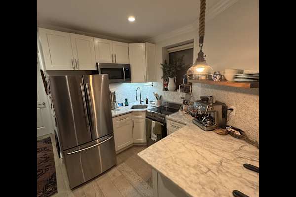 House sit in Brooklyn, NY, US