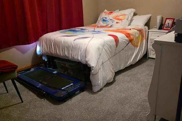 House sit in Iowa City, IA, US