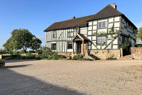 House sit in Ledbury, United Kingdom