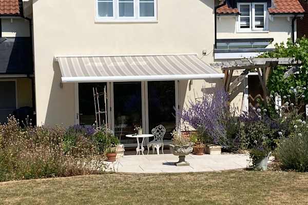 House sit in Hemingstone, United Kingdom
