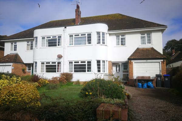 House sit in Worthing, United Kingdom