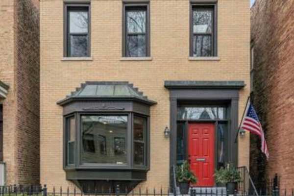 House sit in Chicago, IL, US