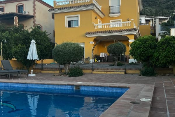 House sit in Coín, Spain