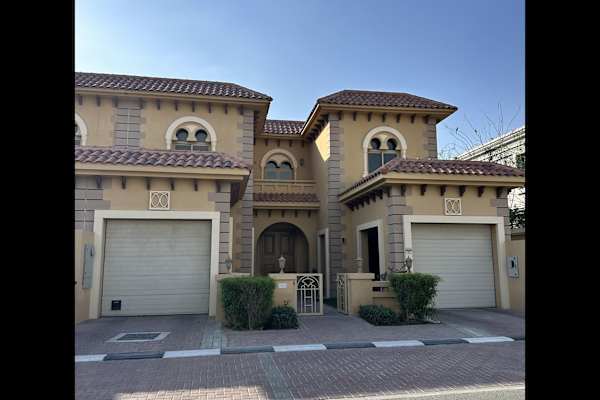 House sit in Dubai, United Arab Emirates