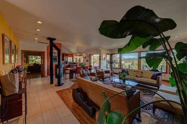 House sit in La Conner, WA, US