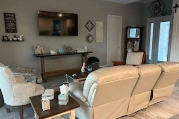 House sit in Englewood, FL, US