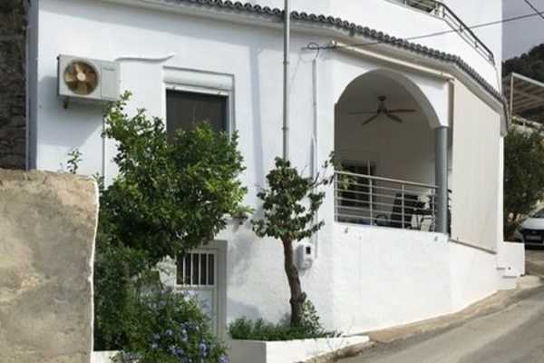 House sit in Kousés, Greece