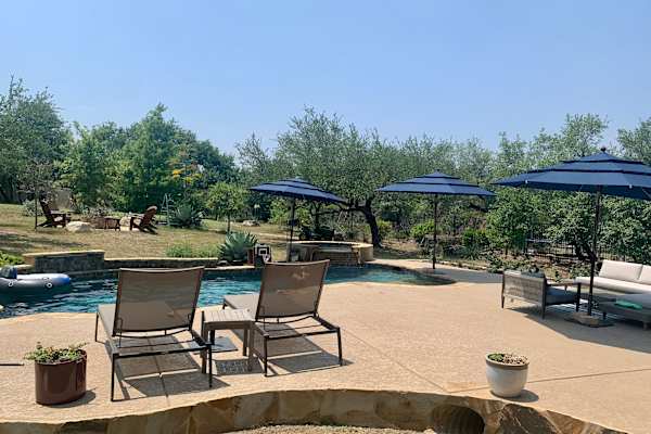 House sit in Dripping Springs, TX, US