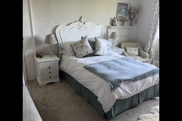 House sit in Ditcheat, United Kingdom