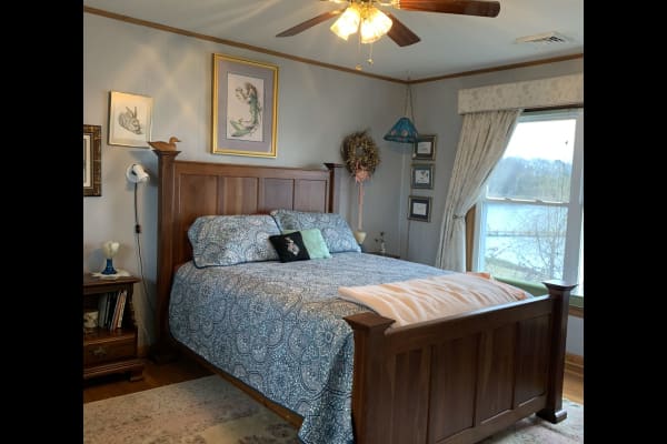 House sit in Kilmarnock, VA, US