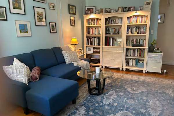 House sit in Riverdale, NY, US