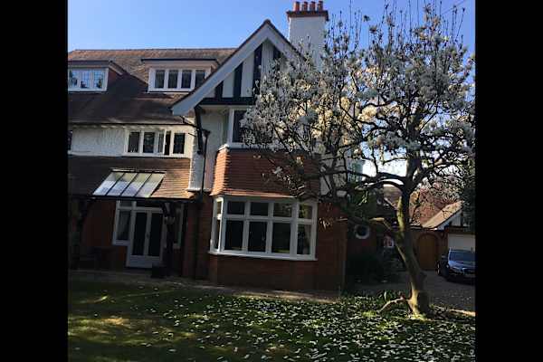 House sit in Gerrards Cross, United Kingdom