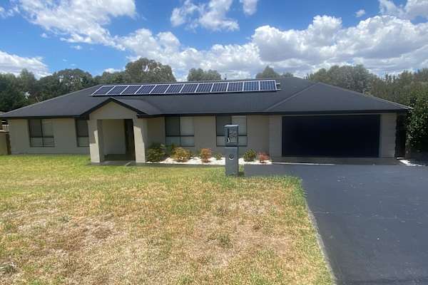 House sit in Bathurst, NSW, Australia