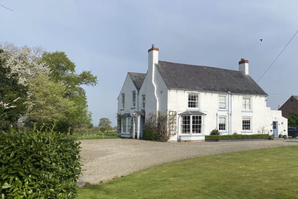 House sit in Whitchurch, United Kingdom